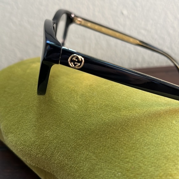 A brand new✨ unused✨ Gucci Optical glasses - Picture 3 of 10